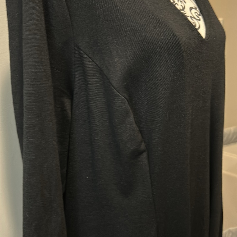 The perfect LBD.  Woman’s 3/4-Sleeve Princess Fit & Flare Dress in black. - Picture 7 of 11